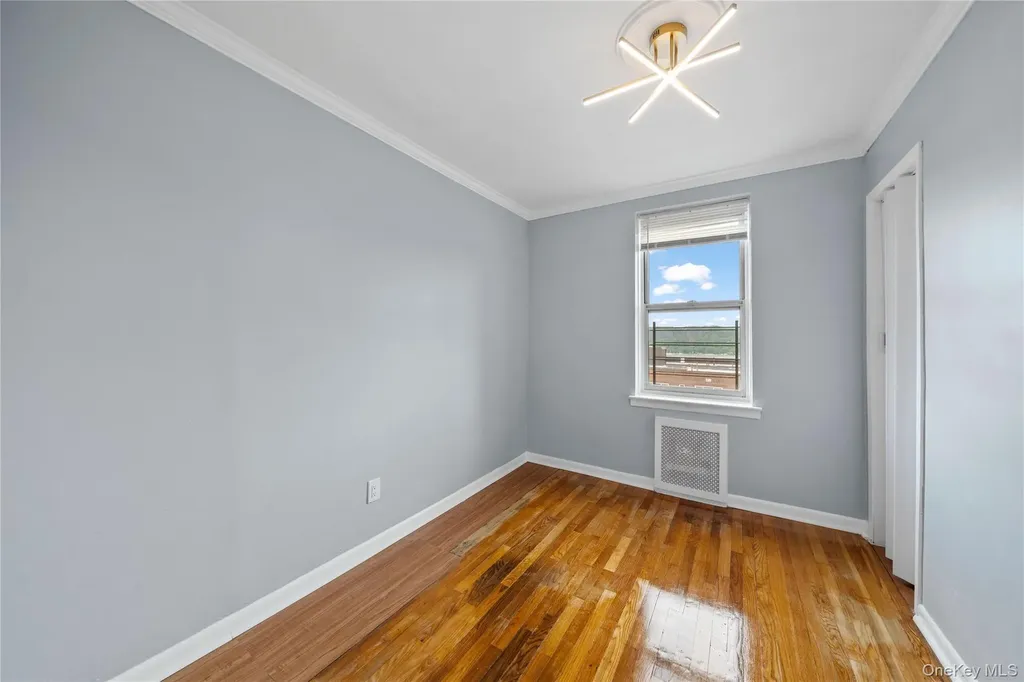 300 N Broadway Yonkers NY 10701