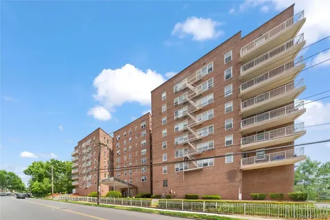300 N Broadway Yonkers NY 10701