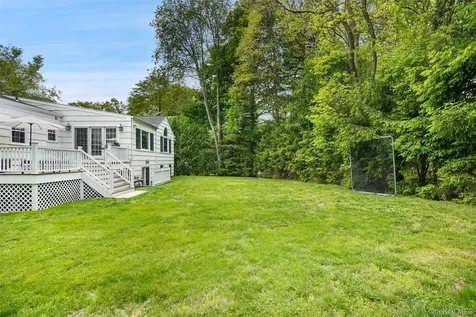 31 Burns Place Briarcliff Manor NY 10510