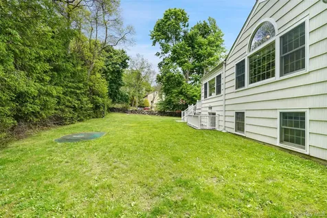 31 Burns Place Briarcliff Manor NY 10510