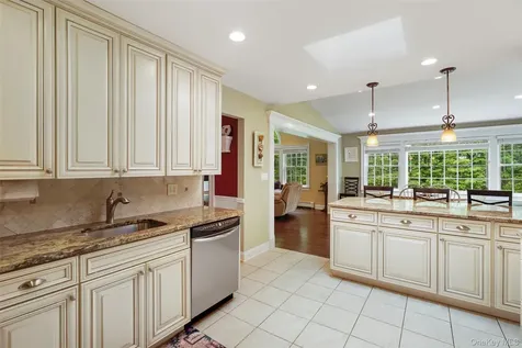 31 Burns Place Briarcliff Manor NY 10510