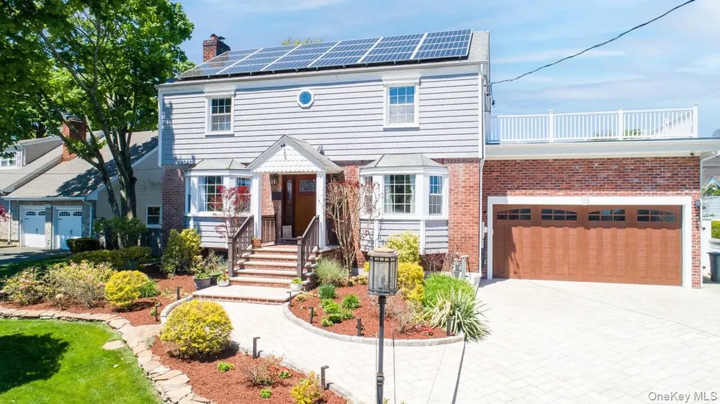 100 Byron Road Merrick NY 11566