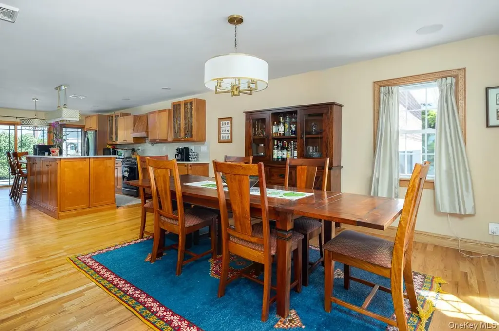 100 Byron Road Merrick NY 11566