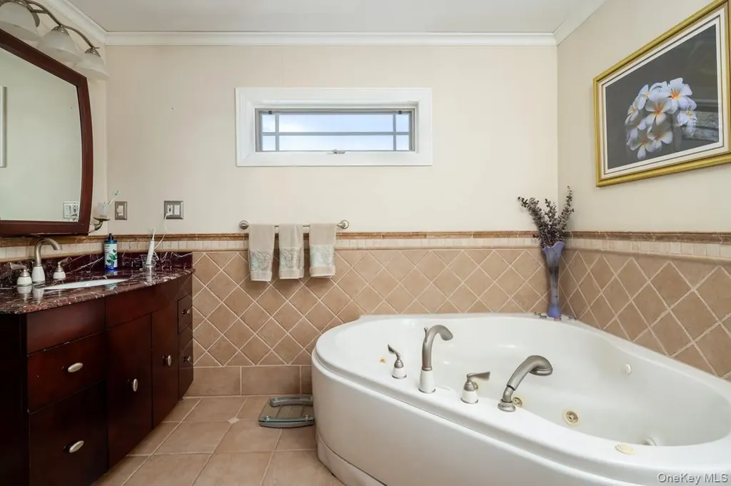 100 Byron Road Merrick NY 11566