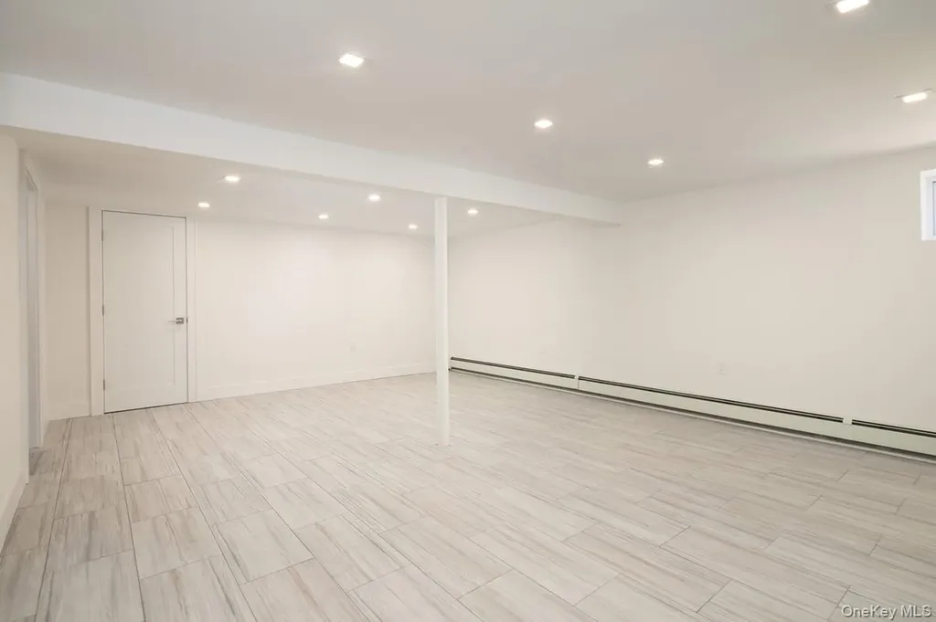 100 Byron Road Merrick NY 11566
