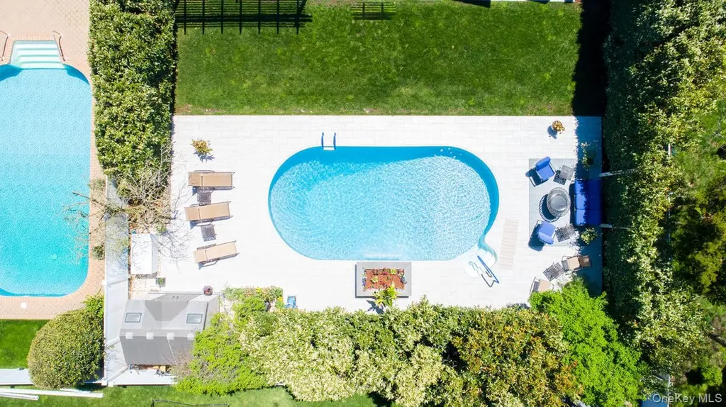 100 Byron Road Merrick NY 11566