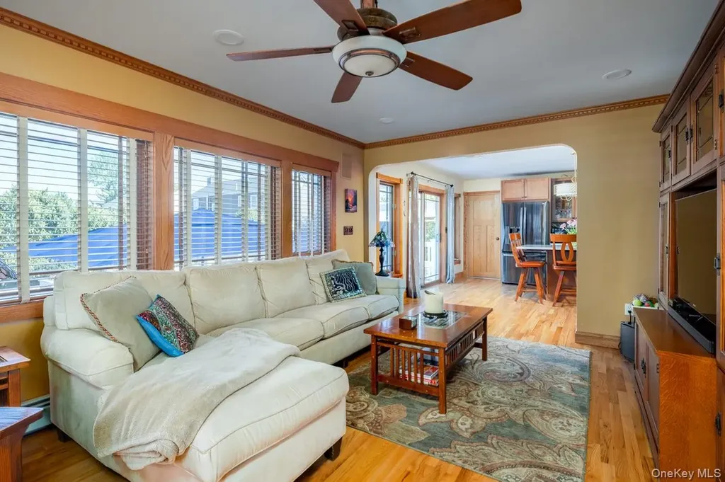 100 Byron Road Merrick NY 11566