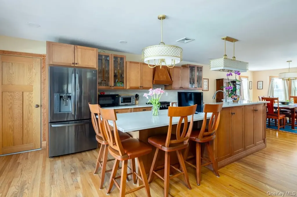 100 Byron Road Merrick NY 11566