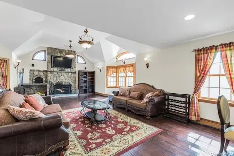 1509 Wad Riv Mnrvl Road Wading River NY 11792