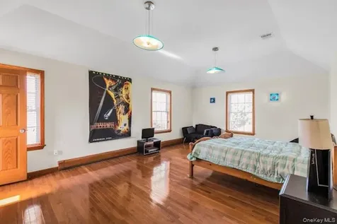 1509 Wad Riv Mnrvl Road Wading River NY 11792