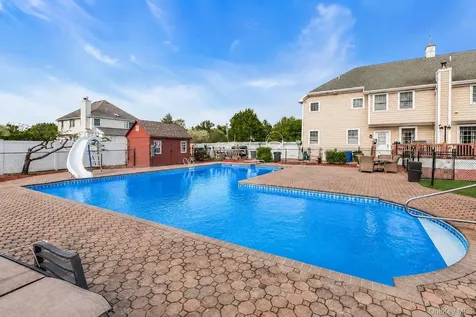 1509 Wad Riv Mnrvl Road Wading River NY 11792