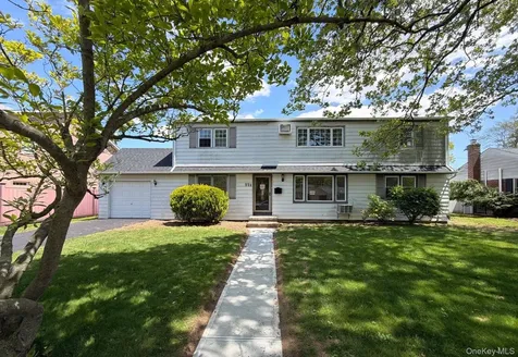 771 Maple Place West Hempstead NY 11552