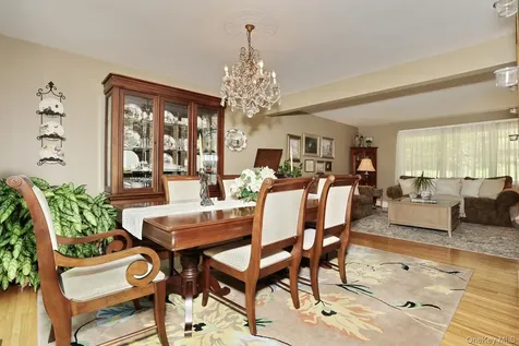 245 W Central Avenue Pearl River NY 10965