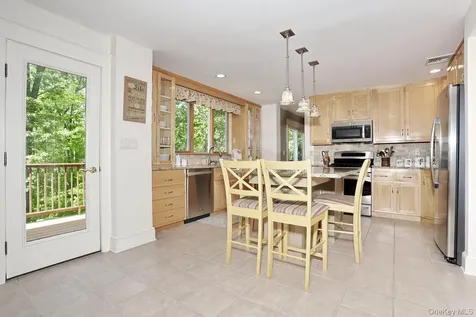 245 W Central Avenue Pearl River NY 10965