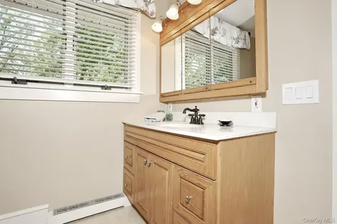 245 W Central Avenue Pearl River NY 10965