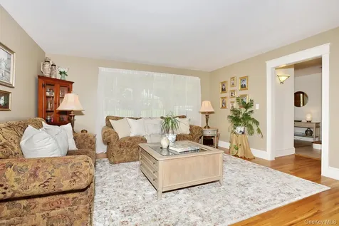 245 W Central Avenue Pearl River NY 10965
