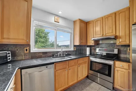 1225 Albany Post Road Croton-on-hudson NY 10520