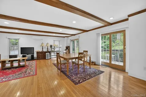 1225 Albany Post Road Croton-on-hudson NY 10520