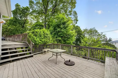 1225 Albany Post Road Croton-on-hudson NY 10520