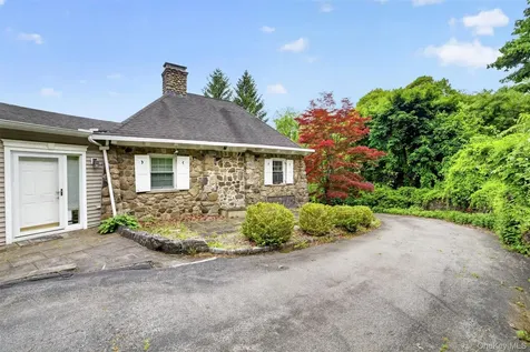 1225 Albany Post Road Croton-on-hudson NY 10520