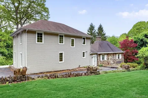 1225 Albany Post Road Croton-on-hudson NY 10520