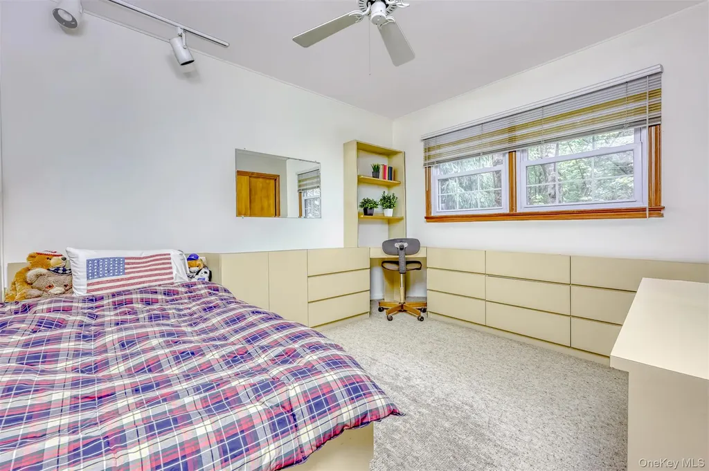 32 Charlotte Drive Spring Valley NY 10977