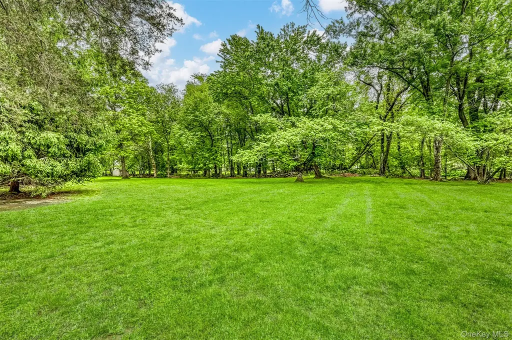 32 Charlotte Drive Spring Valley NY 10977