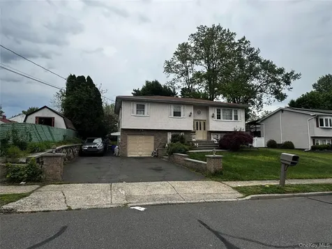 75 Picariello Drive Haverstraw NY 10927