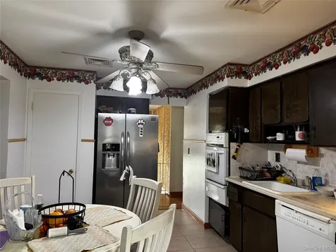 75 Picariello Drive Haverstraw NY 10927