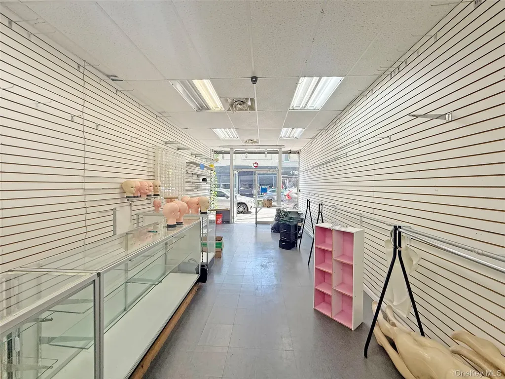 28 S 4th Avenue Mount Vernon NY 10550
