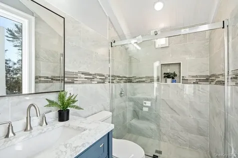 497 Woodbury Road Cold Spring Harbor NY 11724