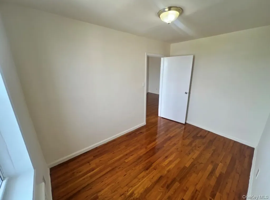 Woodside NY 11377
