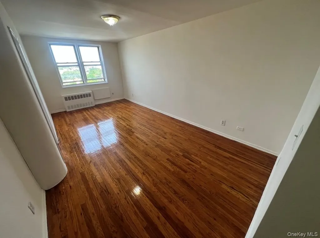 Woodside NY 11377