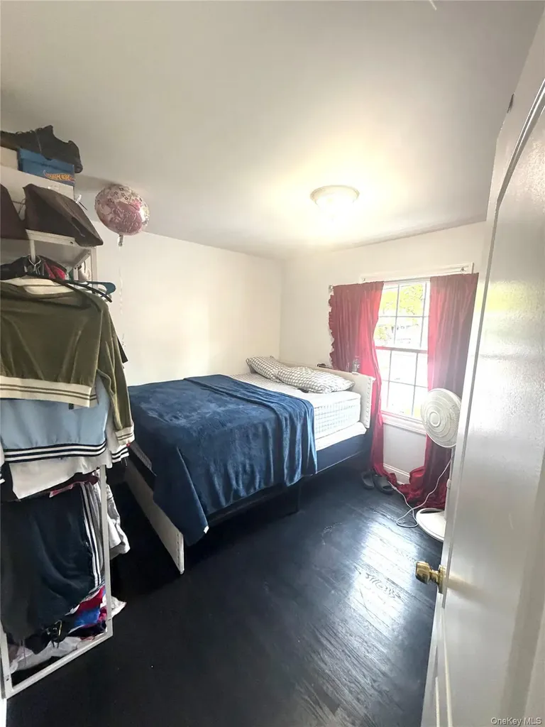 1013 Merriam Road Bay Shore NY 11706