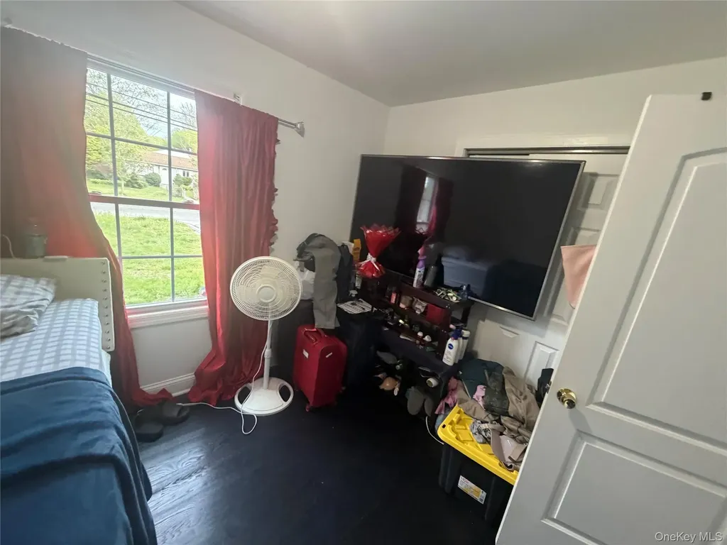 1013 Merriam Road Bay Shore NY 11706