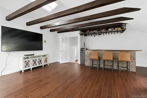 2 Watergate Drive Amawalk NY 10501