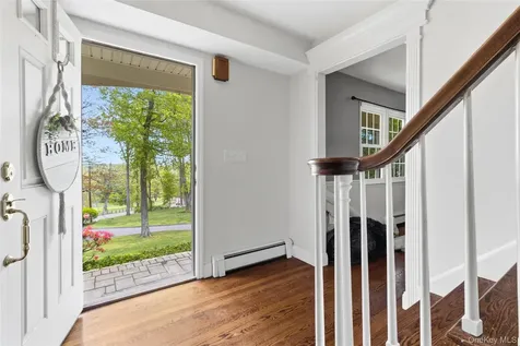 2 Watergate Drive Amawalk NY 10501
