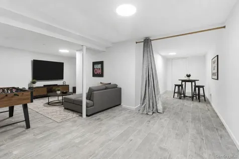 2 Watergate Drive Amawalk NY 10501