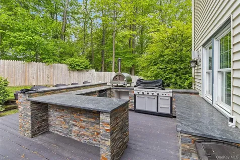 2 Watergate Drive Amawalk NY 10501