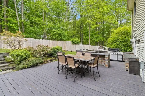 2 Watergate Drive Amawalk NY 10501
