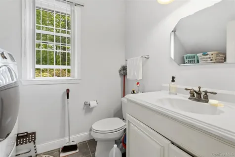 2 Watergate Drive Amawalk NY 10501
