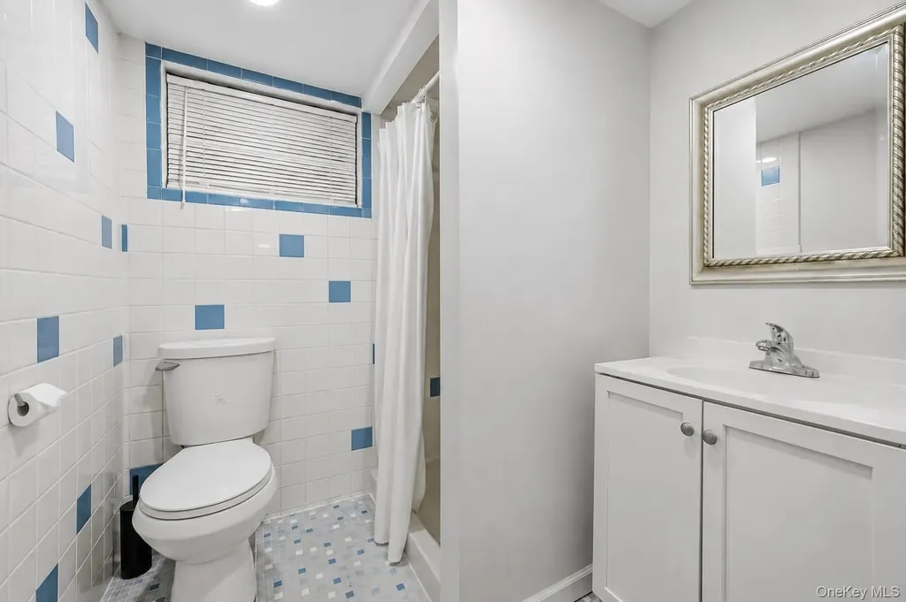 249 N 6th Street Bethpage NY 11714