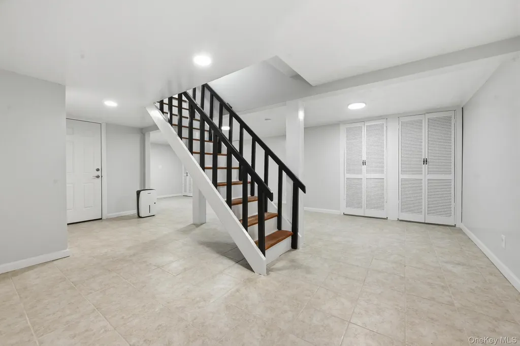 249 N 6th Street Bethpage NY 11714