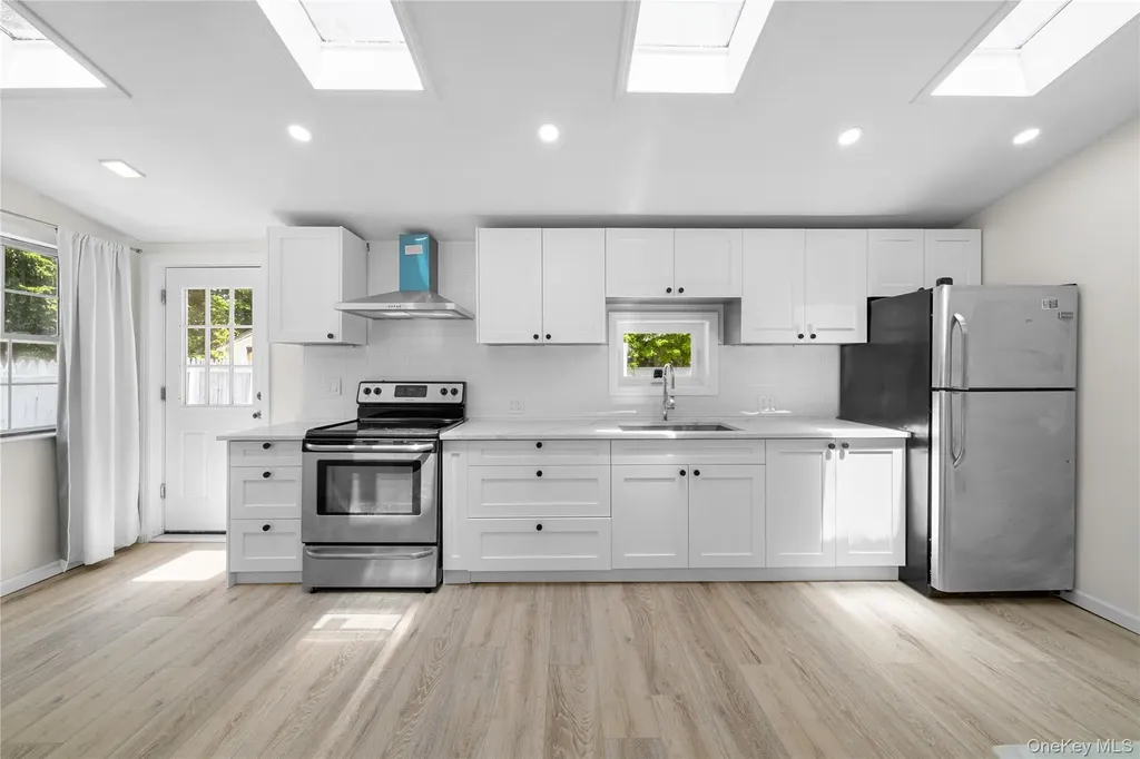 37 Hoffman Drive Kings Park NY 11754