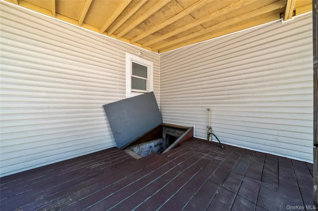 37 Hoffman Drive Kings Park NY 11754