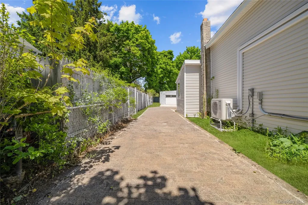 37 Hoffman Drive Kings Park NY 11754