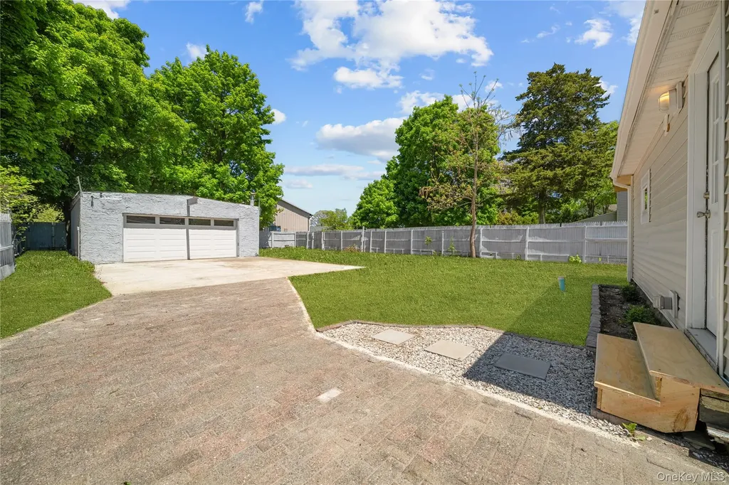 37 Hoffman Drive Kings Park NY 11754
