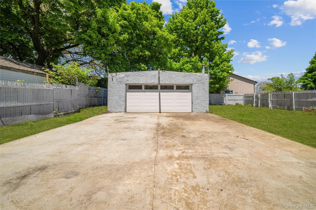 37 Hoffman Drive Kings Park NY 11754