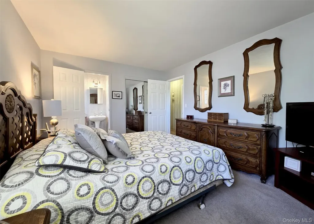 199 Stanley Drive Centereach NY 11720