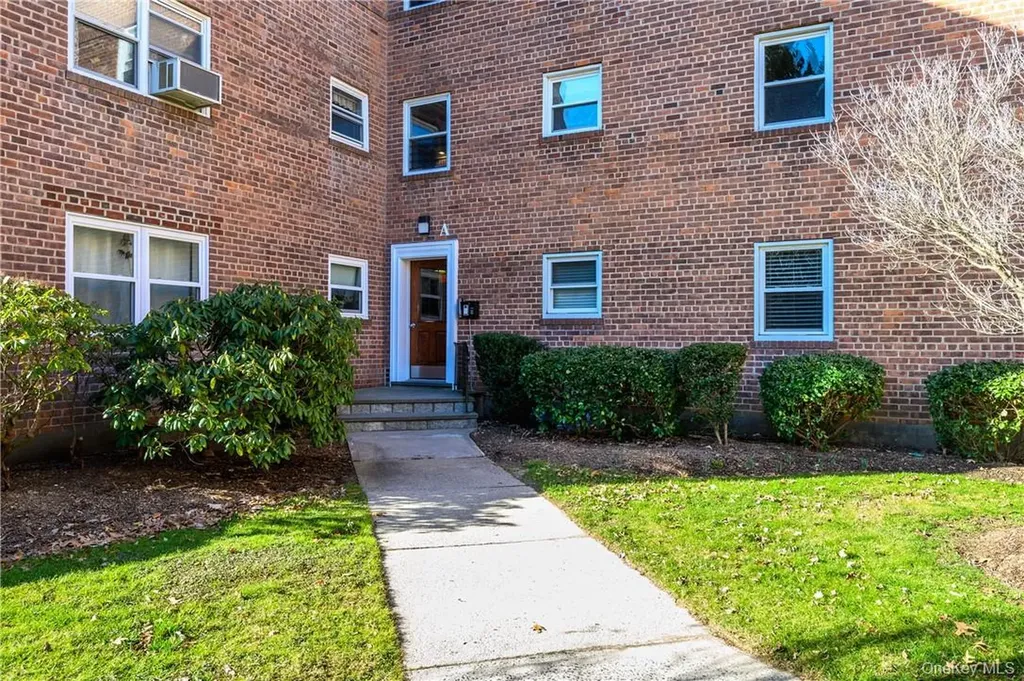 330 S Broadway Tarrytown NY 10591